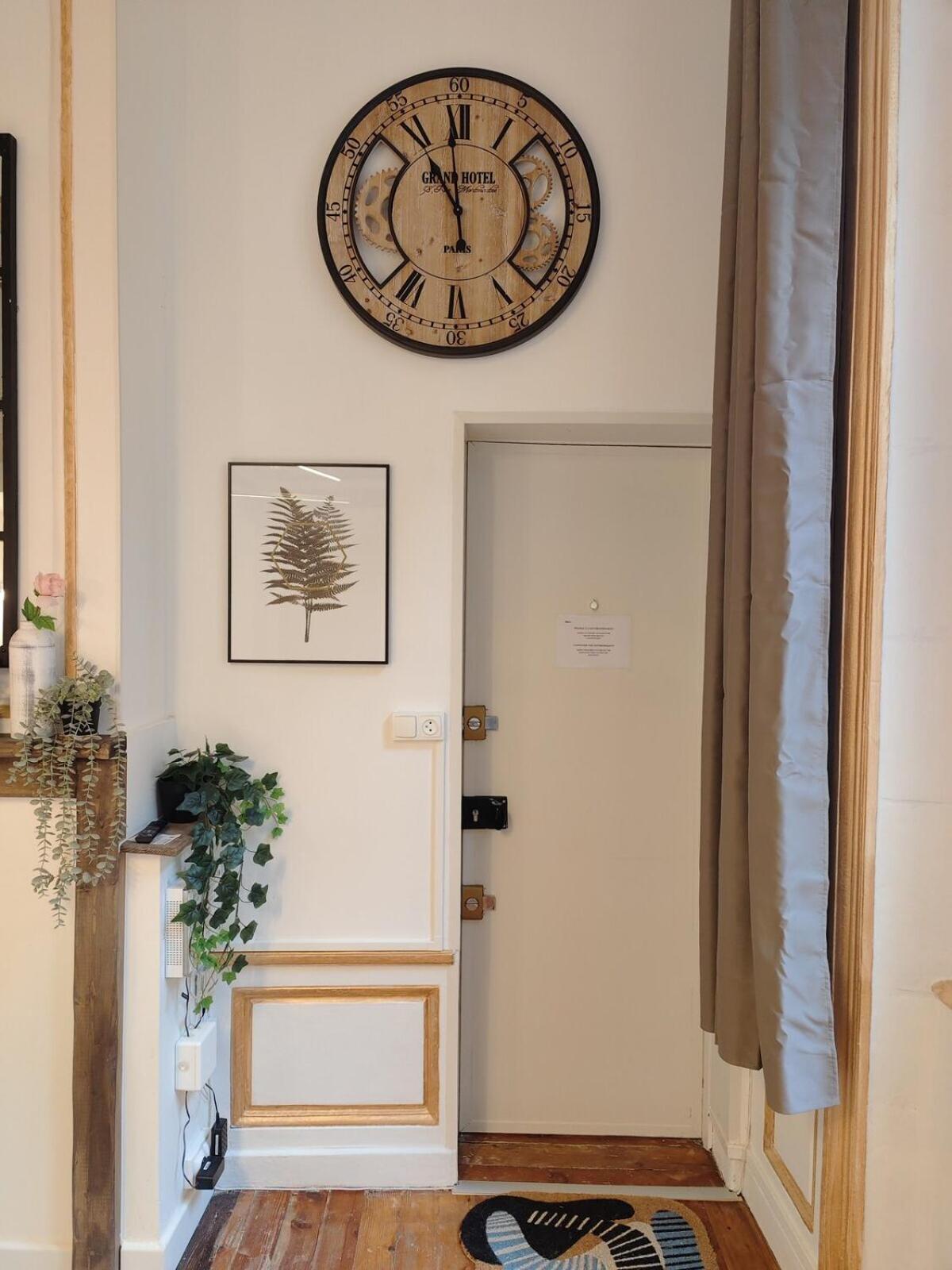 Studio Lumineux Et Fleuri Idealement Situe Apartamento Caen Exterior foto